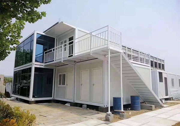 Văn phòng container lắp ghép mang đến không gian làm việc mới, độc đáo
