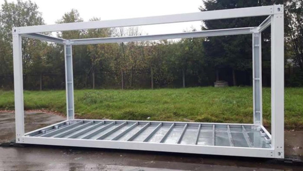 Phần khung của container làm từ thép chất lượng cao, tăng khả năng chịu lực
