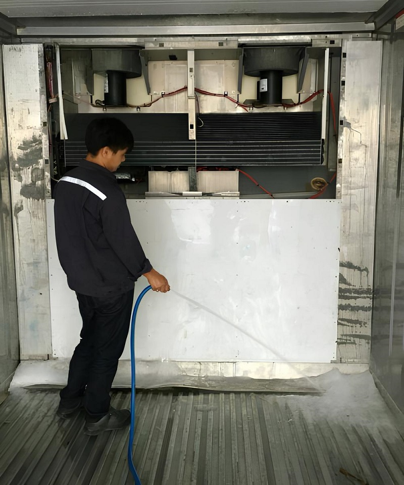 Xả đá container lạnh thủ công