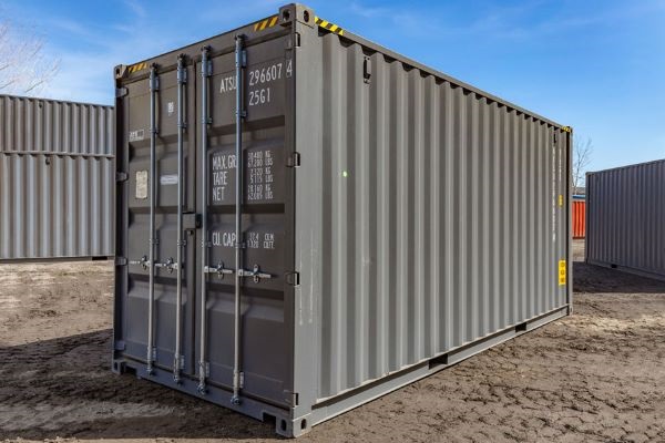 Một container 20 feet có thể chở được từ 21 đến 28 tấn hàng hóa