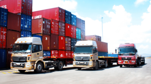 Xe container vận chuyển hàng hóa