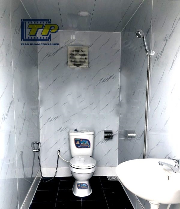 Cải tạo nhà vệ sinh trong container văn phòng
